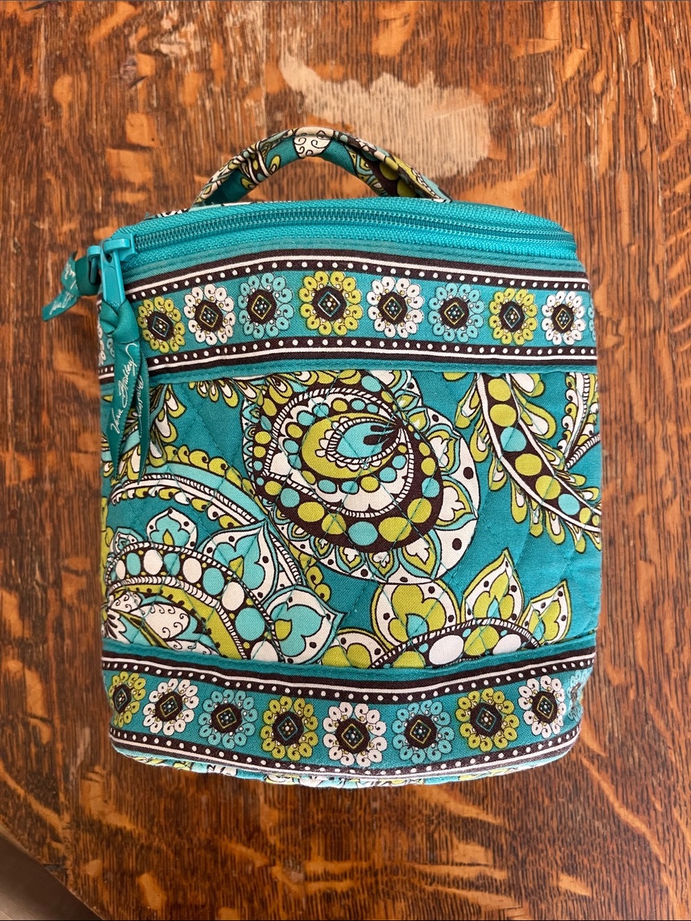 Vera Bradley Peacock Insulated Bag - rare- hard to find